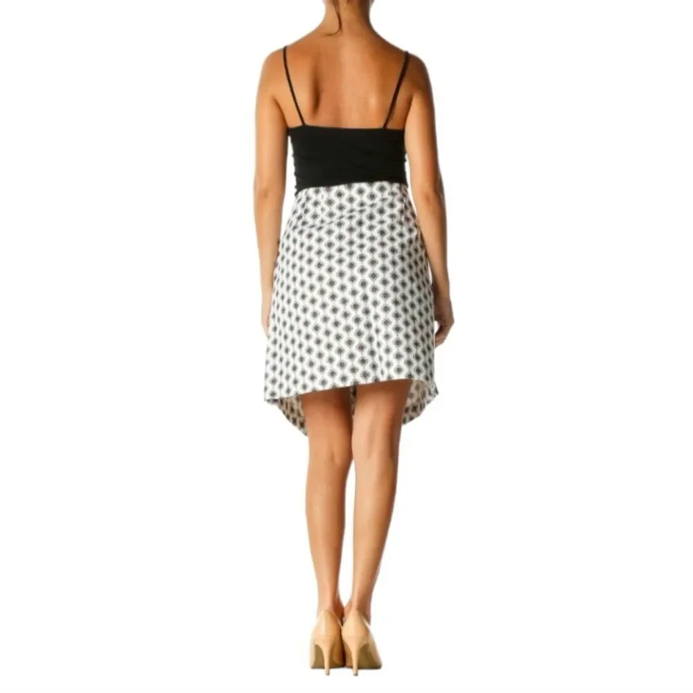 LOFT Ann Taylor skirt a-line medallion print on white 6‎